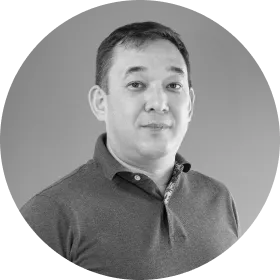 Руслан Омаров