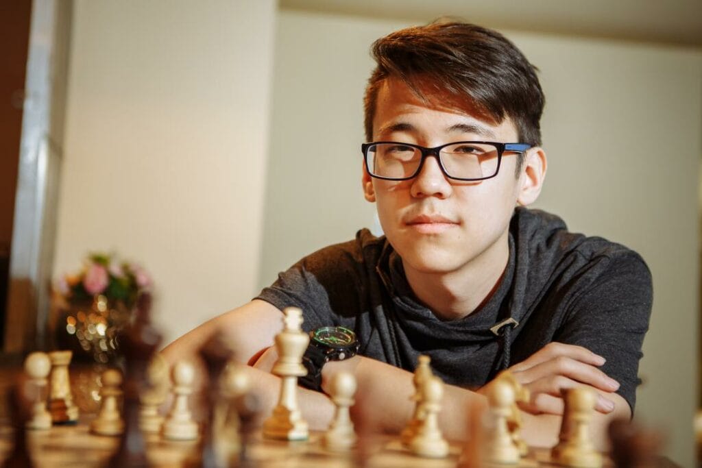 Чемпионами Казахстана по шахматам стали Жандос Агманов и Амина Каирбекова