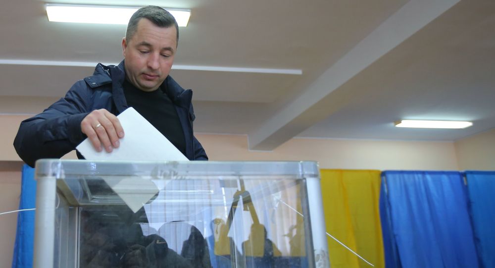 Более 150 нарушений зафиксировано на украинских выборах к 11:00
