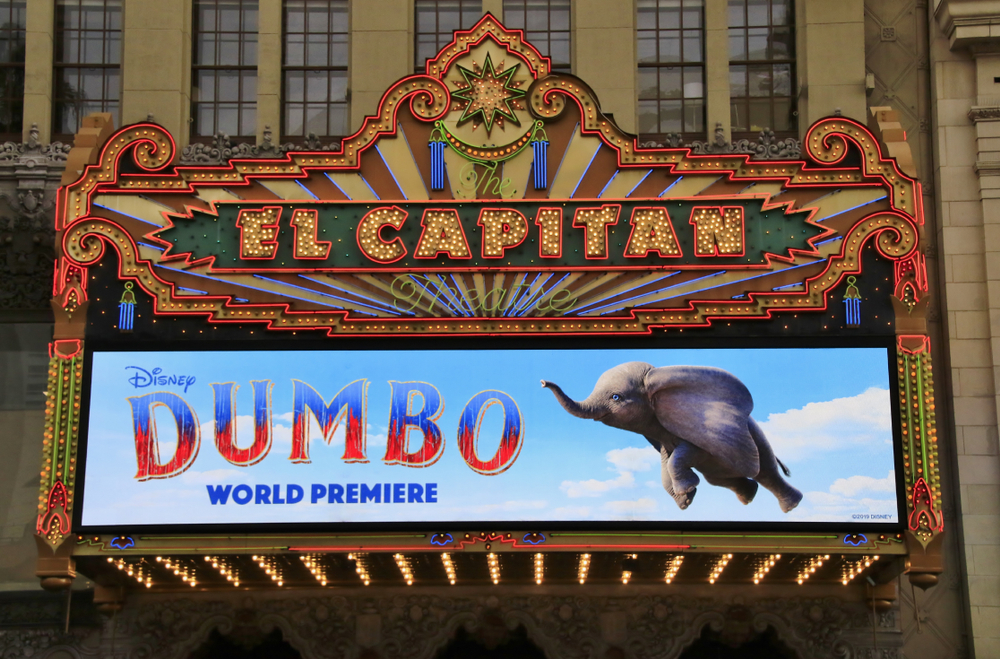 Почему стоит смотреть новый фильм Тима Бертона