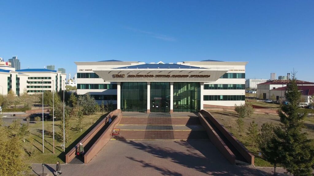 В Центре материнства и детства в Нур-Султане произошел пожар