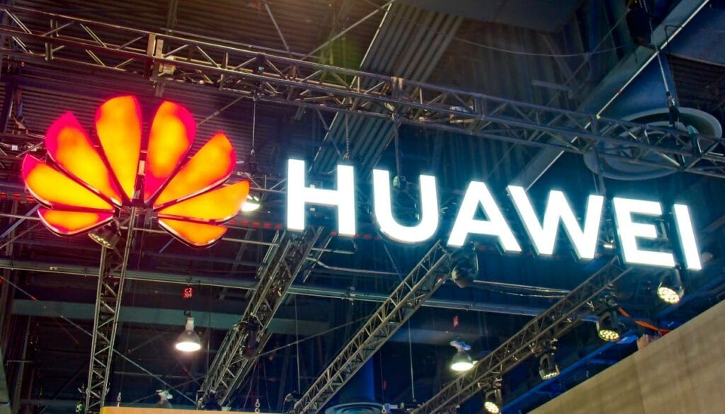 Прибыль Huawei взлетела благодаря наплыву контрактов в области 5G