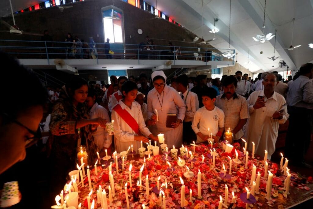 На Шри-Ланке пересчитали число жертв терактов