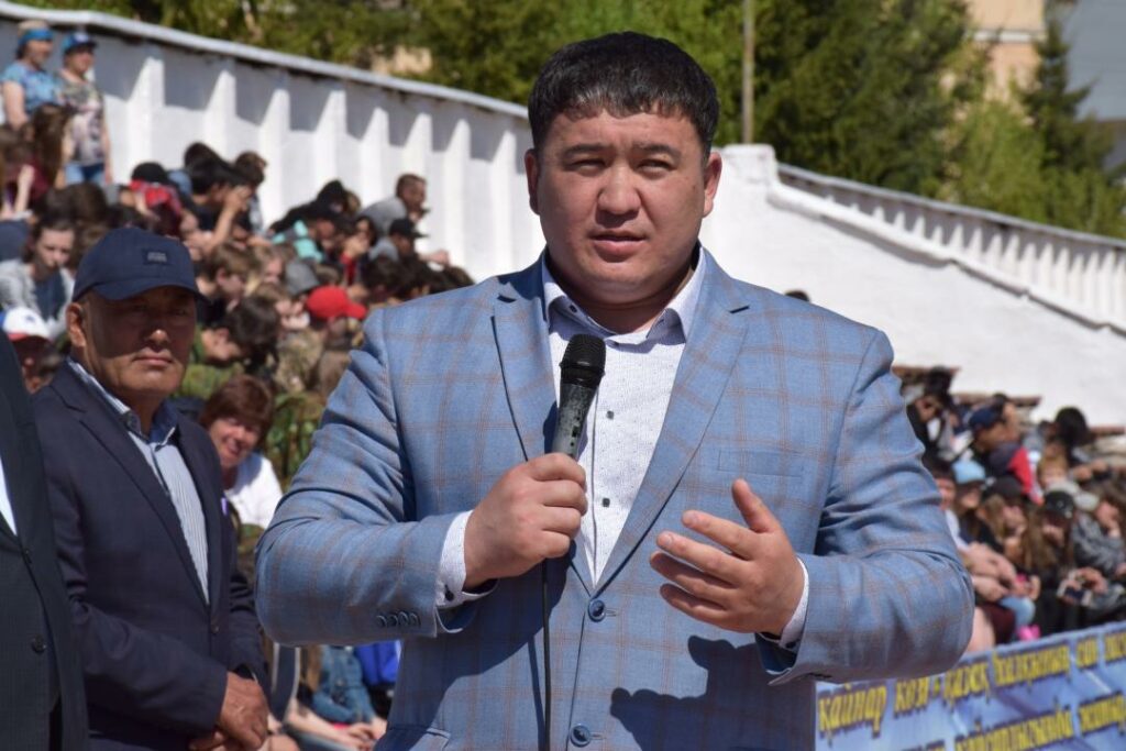 Стало известно, сколько зарабатывают палуаны в Казахстане