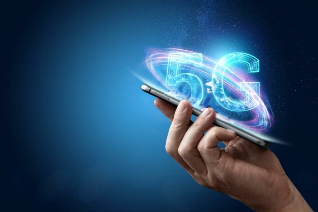 Первый дешевый 5G-смартфон выйдет в июне