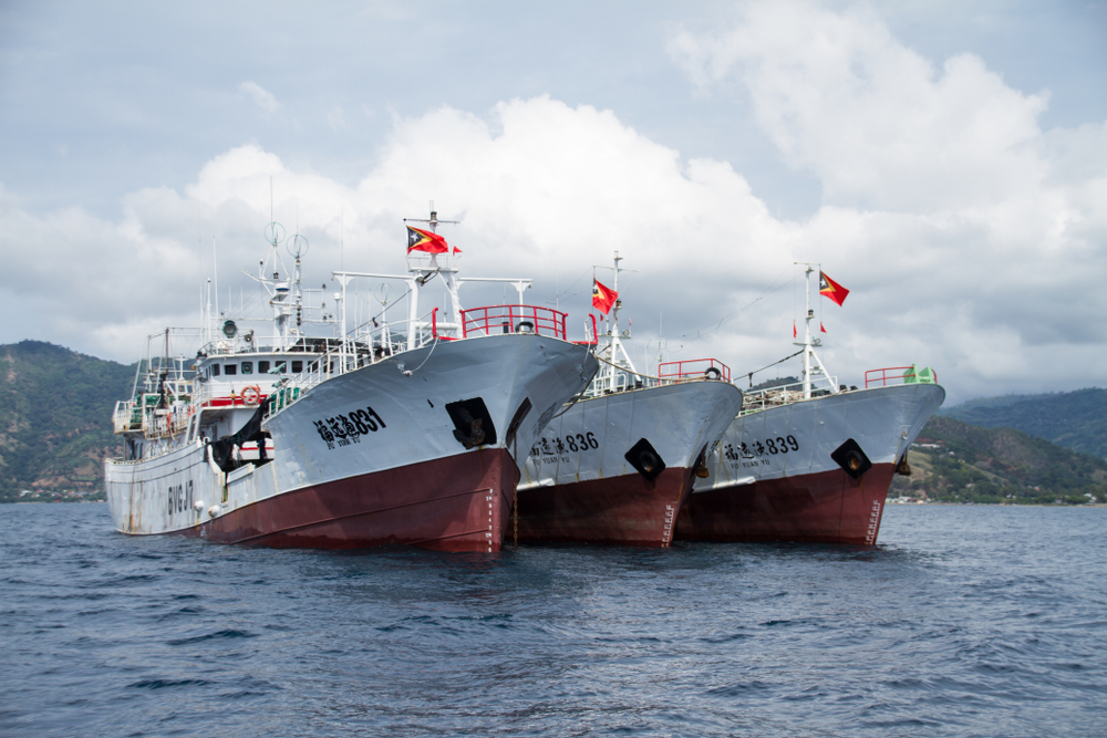 Казахстанцы организовали в Китае производство антикоррозийной краски