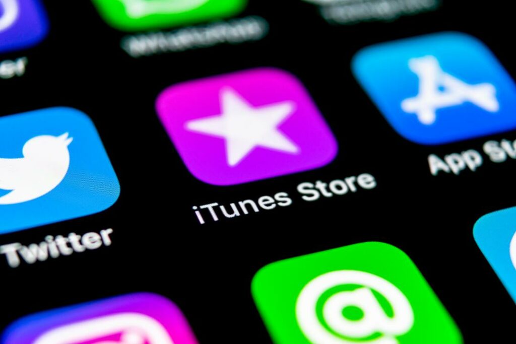 Культовое приложение iTunes приказало долго жить