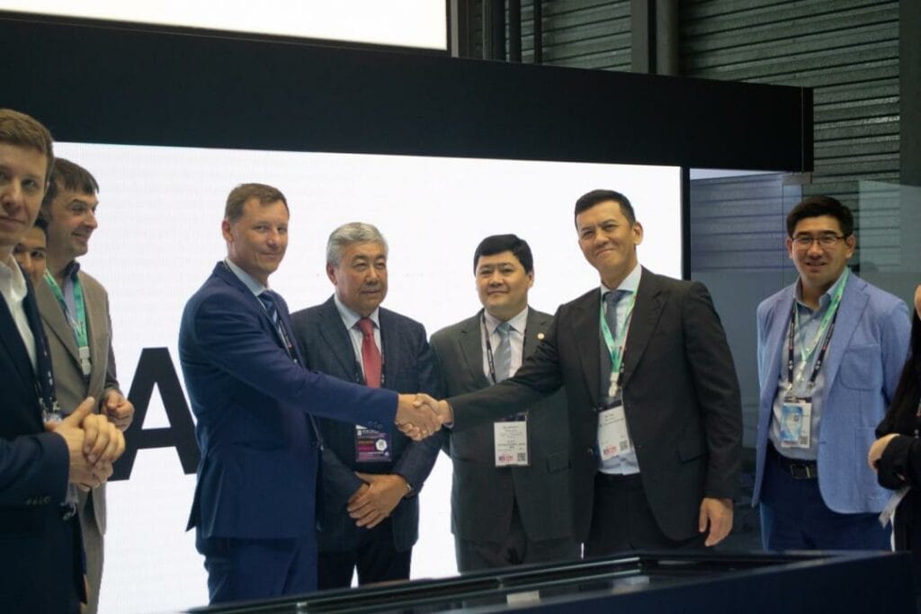 Эксперт: «Казахтелеком» после MWC 2019 может выйти в лидеры транзита в регионе