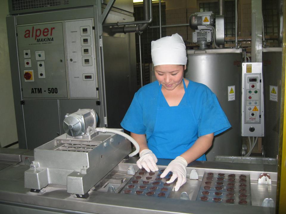 В Западном Казахстане наладили выпуск шоколадного курта