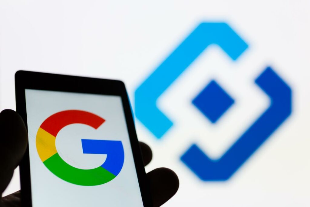 Роскомнадзор оштрафовал Google за отказ от цензуры