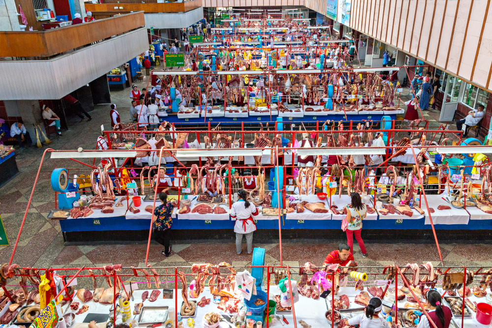 Розничная торговля лидирует в теневой экономике Казахстана