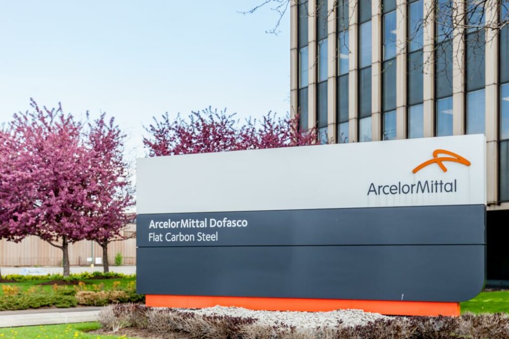 ArcelorMittal закончила второй квартал с чистым убытком