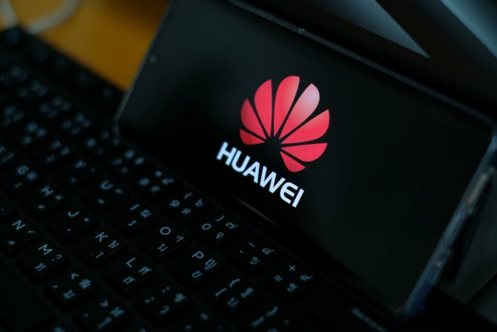 Huawei представила свой ответ операционной системе Android