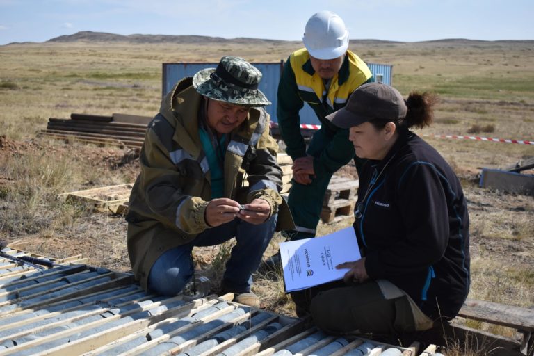 В Карагандинской области до конца года пробурят восемь скважин