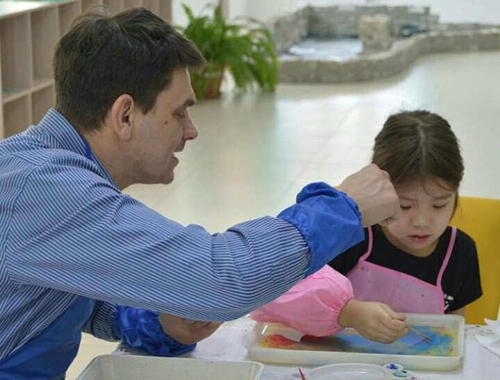 Как «Енбек» помогает строить бизнес