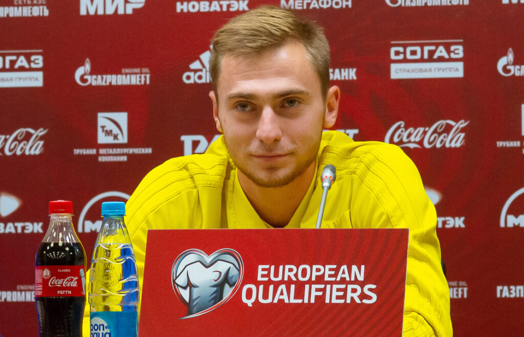 Казахстанский футболист пообещал преподнести сюрприз России