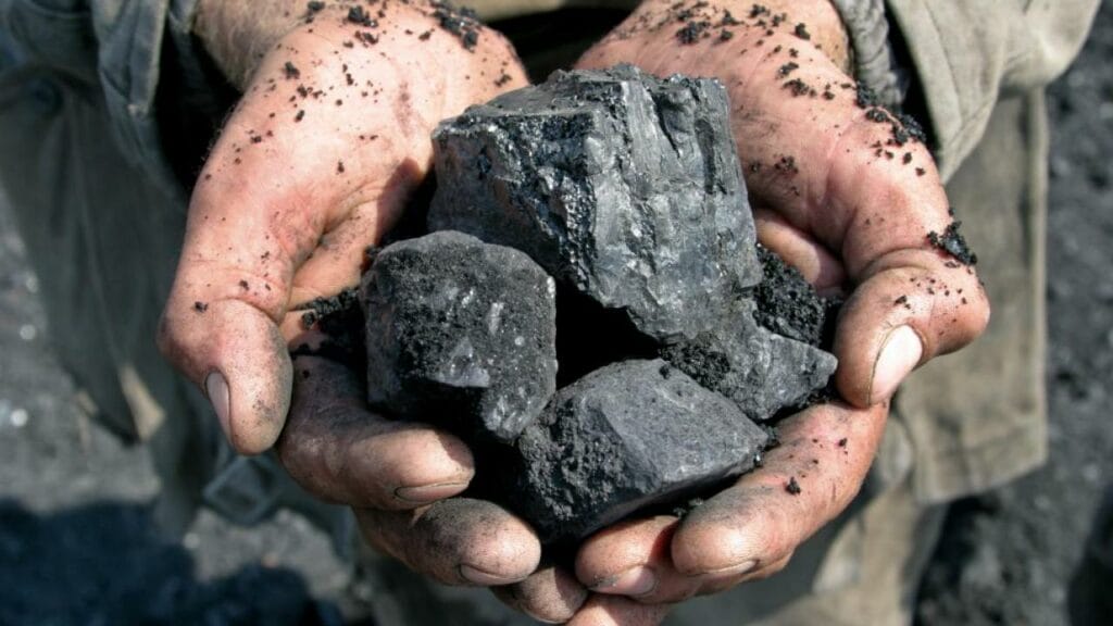 Казахстанские угольщики просят помощи государства