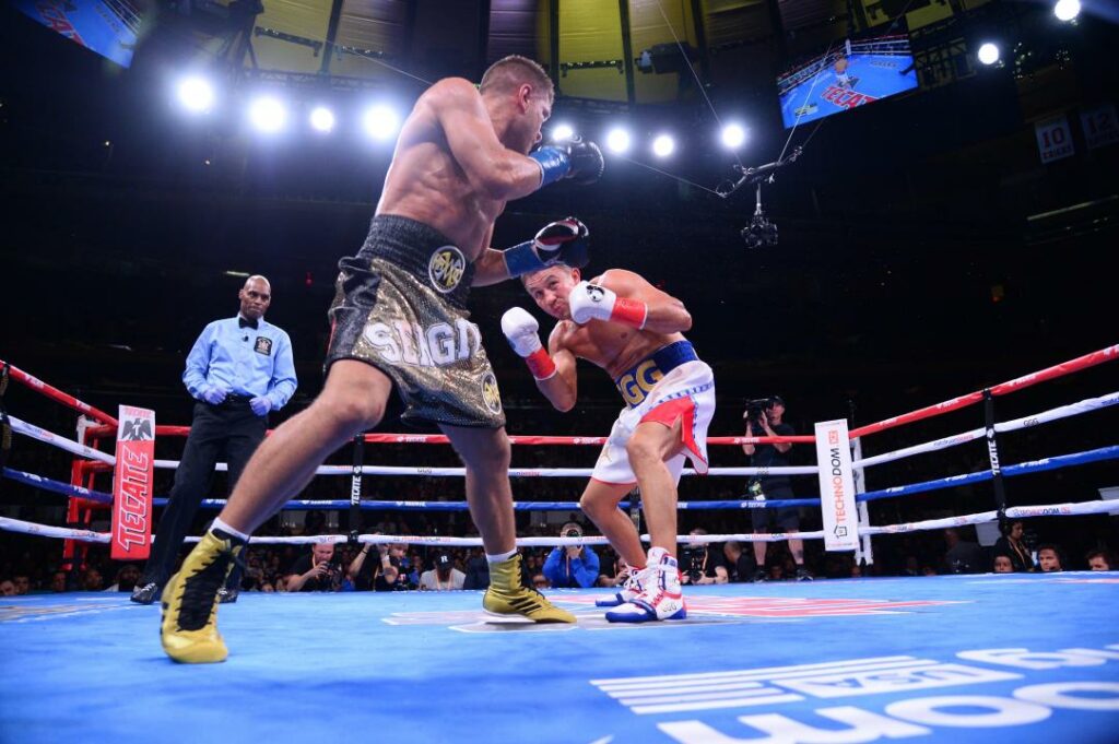 Головкин готов дать реванш Деревянченко