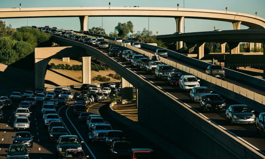 Любовь американцев к вождению идет на спад