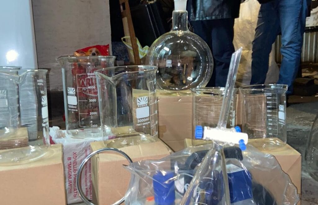 В Алматы ликвидирована нарколаборатория