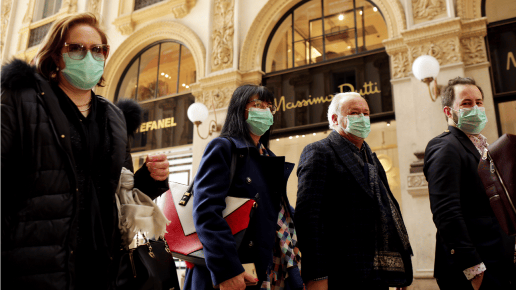 Весь север Италии закрыли