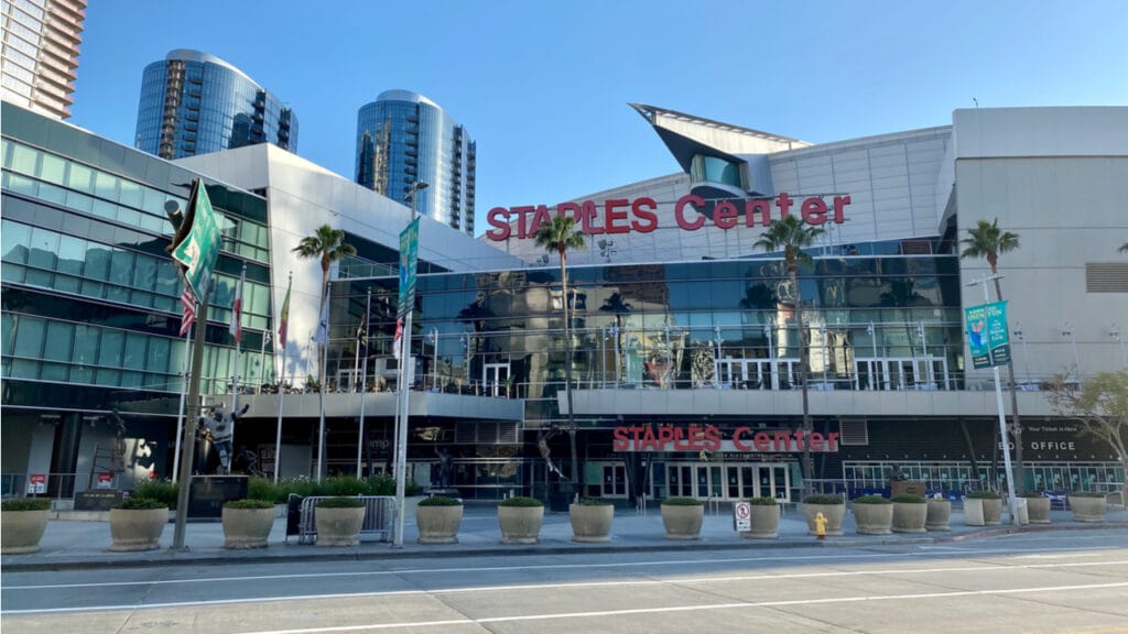 Клуб НБА вернул США деньги, выделенные на преодоление кризиса