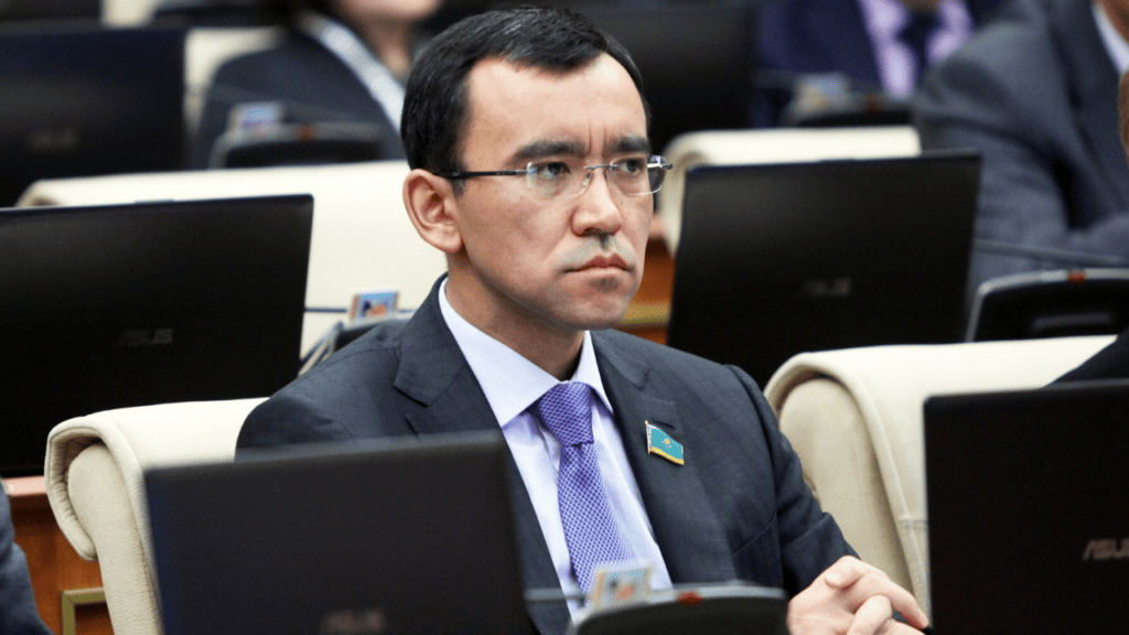 В Казахстане избрали спикера Сената