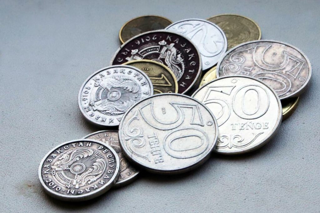 Бывший районный аким Алматы приговорен к многомиллионному штрафу