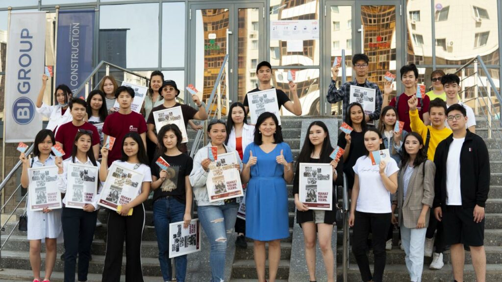 IQanat чествует волонтеров