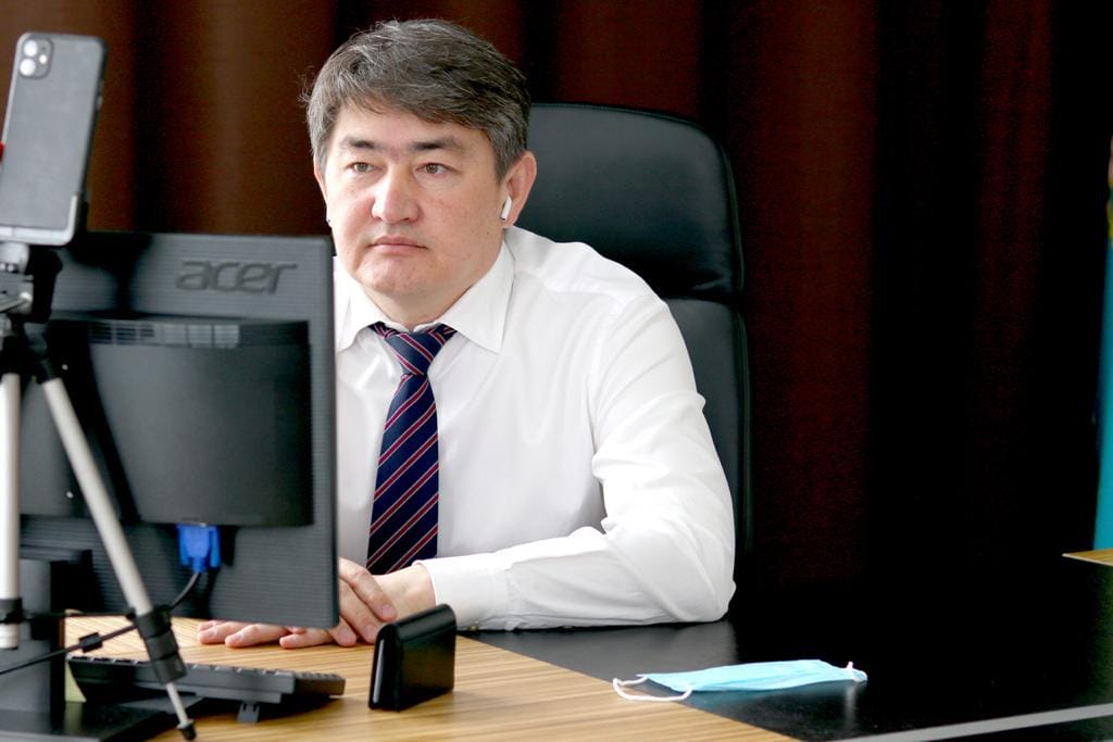Айбатыр Жумагулов провел онлайн-встречу с казахстанскими блогерами
