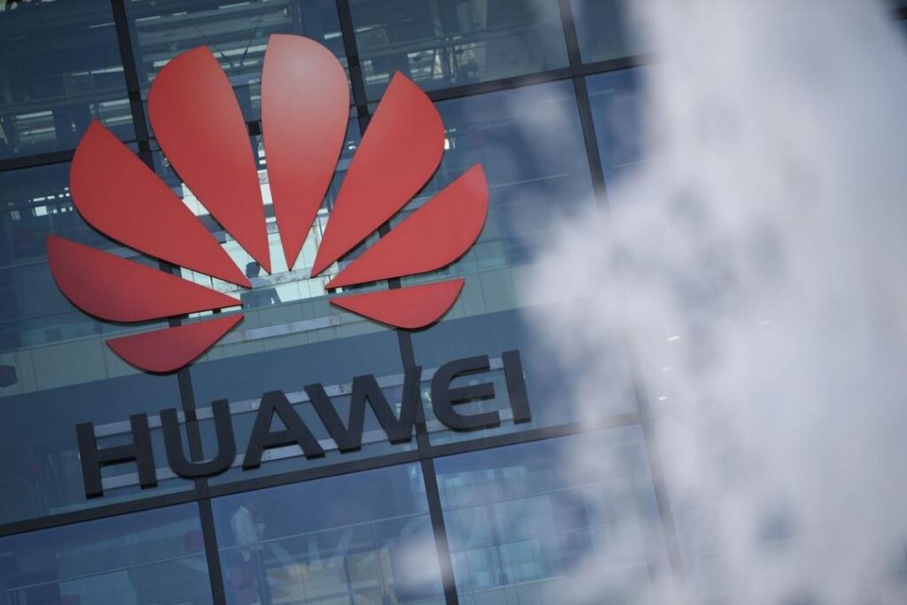 Великобритания будет развивать сети 5G без Huawei