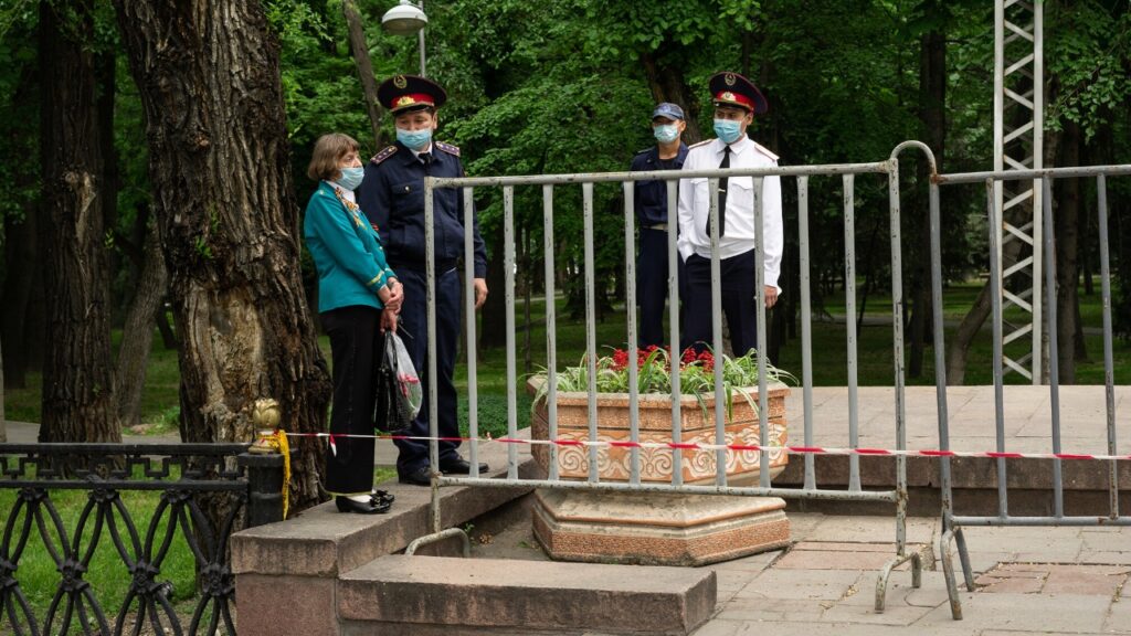 Количество зараженных коронавирусом в Казахстане увеличилось на 39