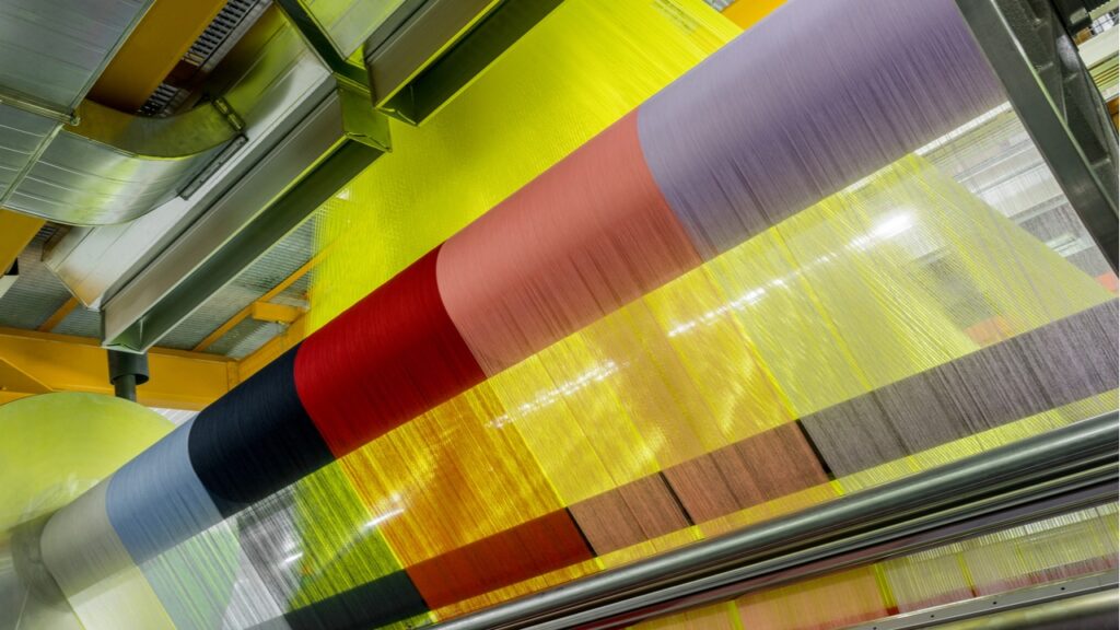 Китайская компания построит на юге Узбекистана центр по текстилю 