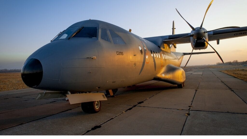 Неисправный борт С-295 сел в Жетыгене на брюхо