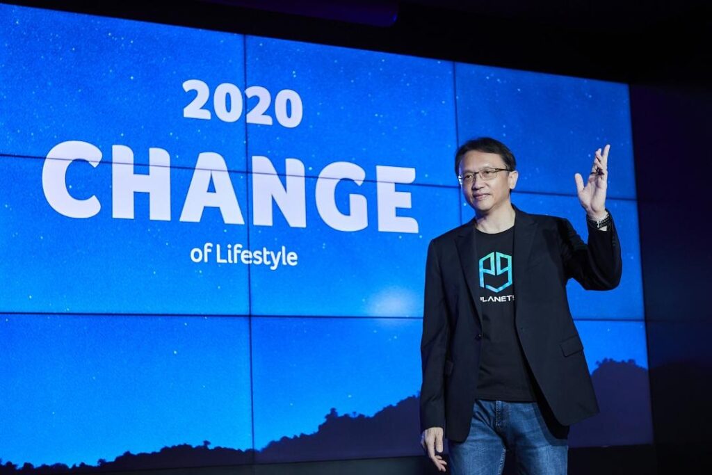 «Камень, бумага, ножницы»: новинки от Acer