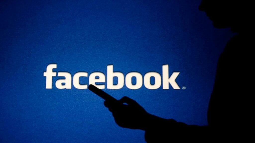 Акции Facebook выросли до $300