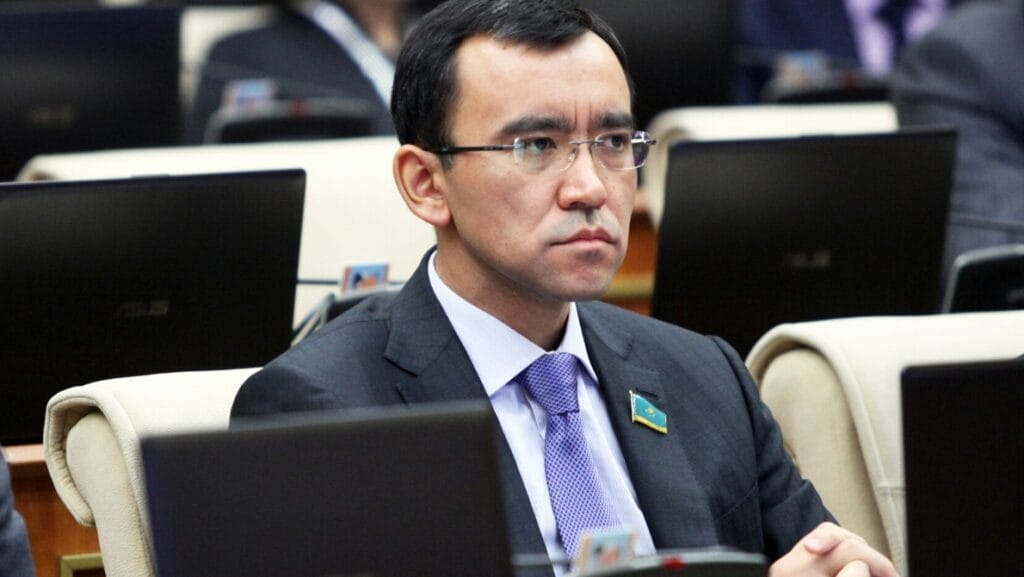 Парламент сенатының төрағасы сайланды