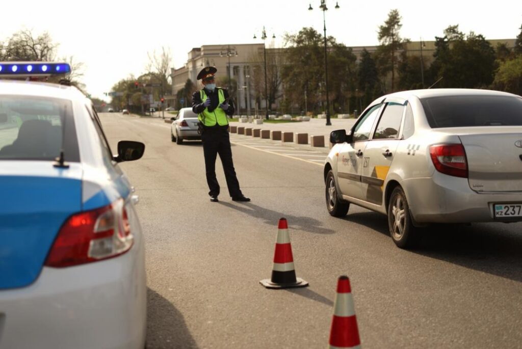 В «Яндекс.Такси» опровергли повышение тарифов в Казахстане