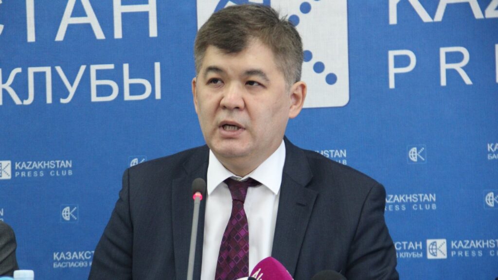 Биртанов озвучил количество заразившихся COVID-19 медиков в Казахстане
