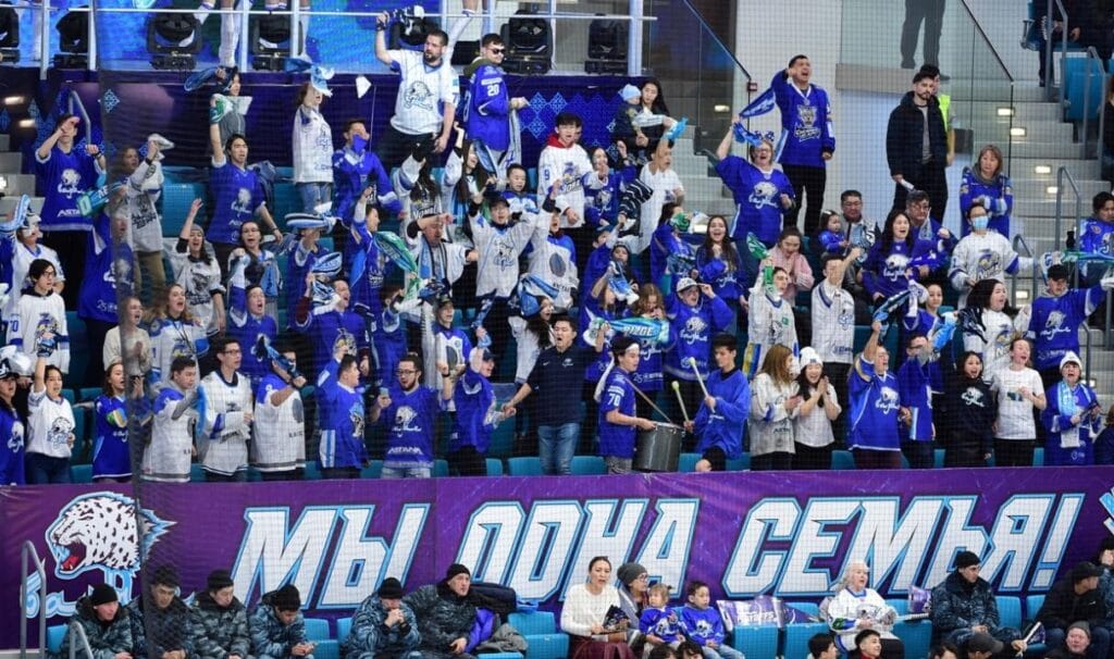 КХЛ досрочно завершила сезон