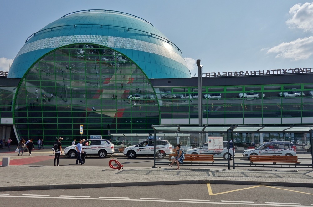В аэропорту Нур-Султана скончался гражданин Казахстана