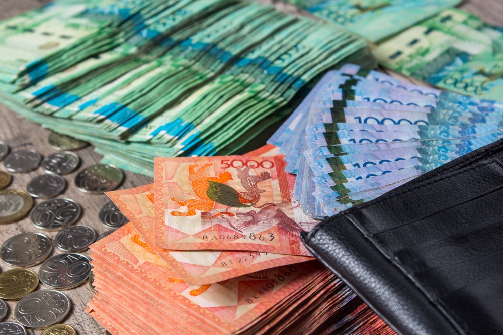 На борьбу с коронавирусом в Казахстане бизнесмены выделили почти 1,5 млрд тенге