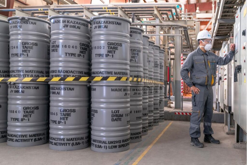 Казахстан сохранил лидерство в мировой добыче урана
