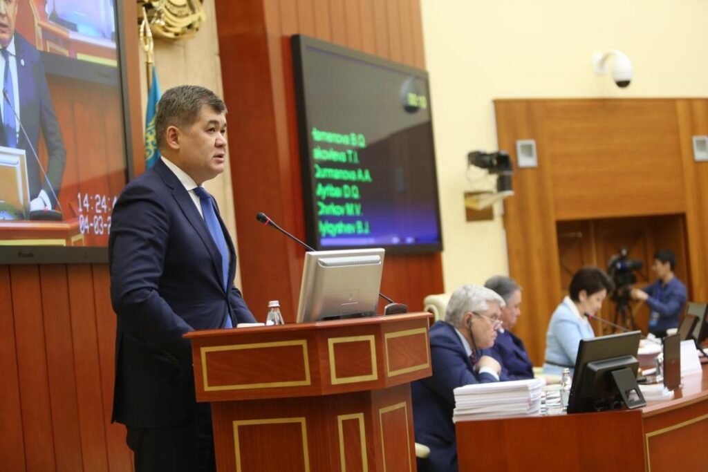 Қазақстан COVID-19 сараптамасын жасау үшін қосымша тест сынақтарына тапсырыс берді