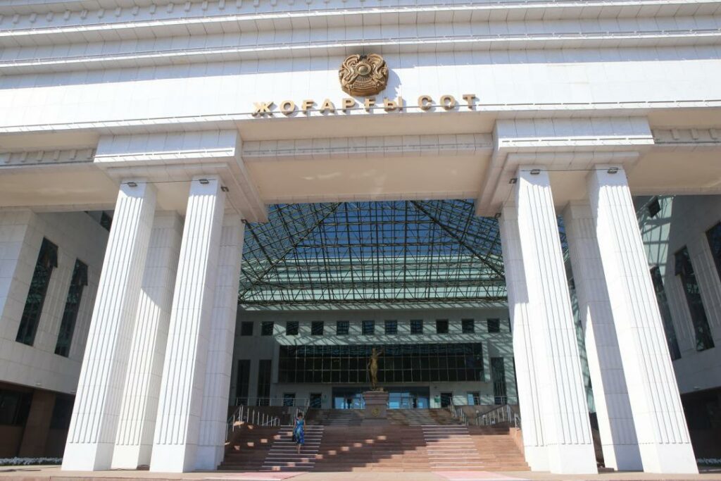 Kcell доказал неправоту налоговиков в Верховном суде
