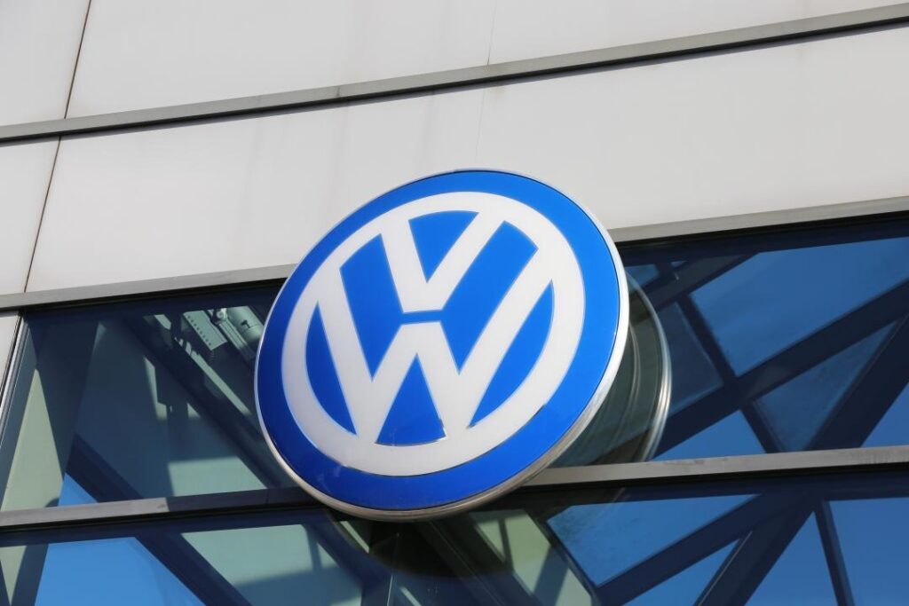 Volkswagen Opens Car Factory in Uzbekistan