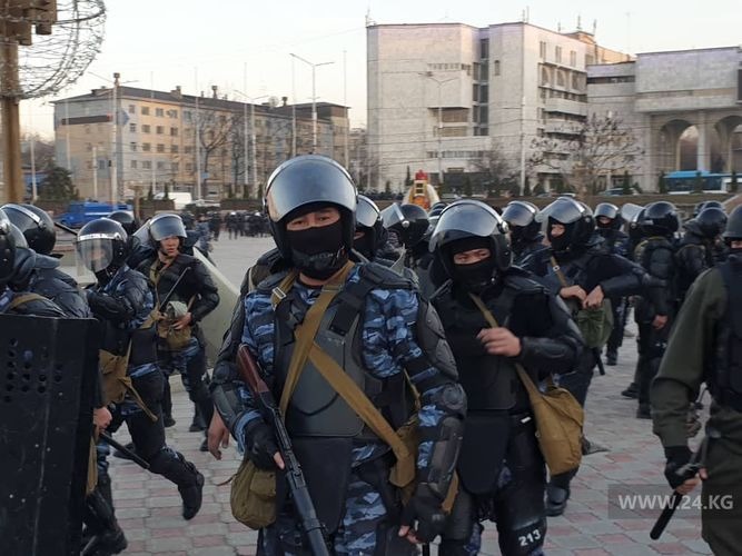Милиция разогнала митинг в Бишкеке