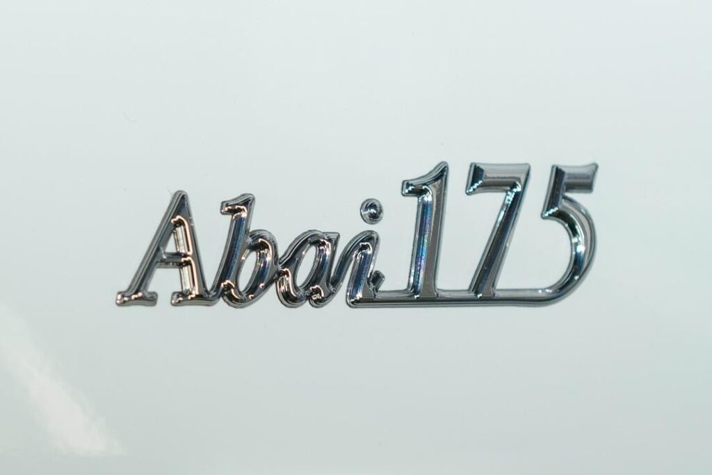 В Казахстане собрали автомобили LADA в честь Абая