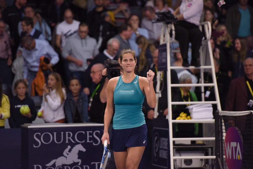 Рыбакина заходит на третий титул WTA в карьере