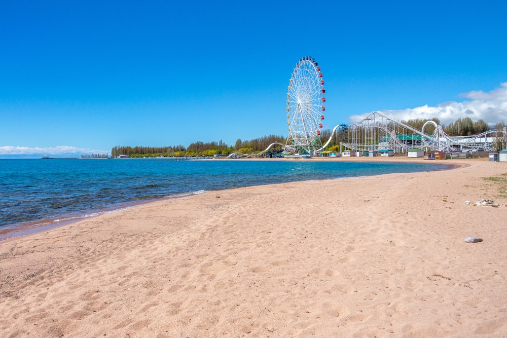 Компании из Узбекистана выразили протест в связи с продажей пансионатов на Иссык-Куле